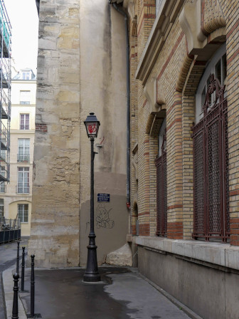 Un lampadaire au coeur fissuré, je l'ai adopté immédiatement.